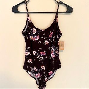 American Eagle Floral Body Suit